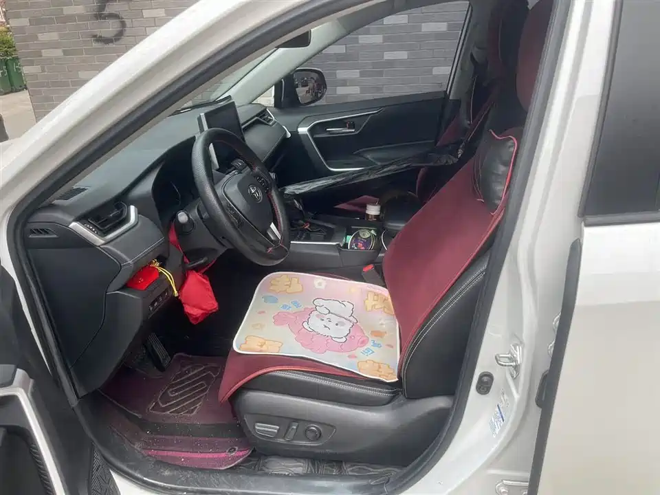 Toyota RAV4 Rongfang Toyota RAV4 Rongfang