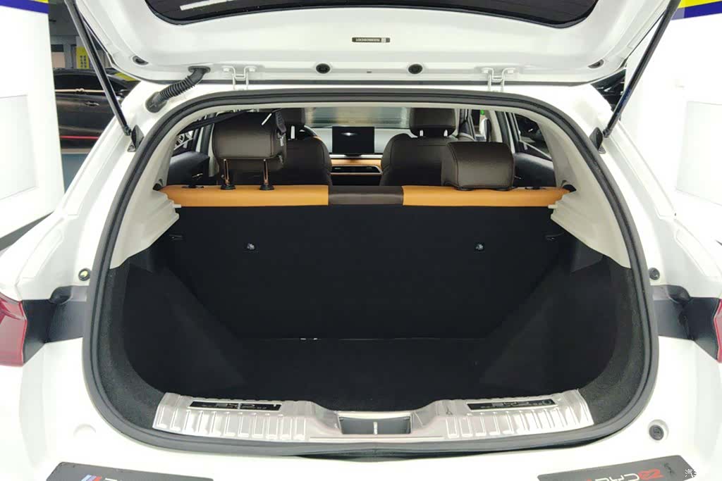 BYD E2, 2022 4