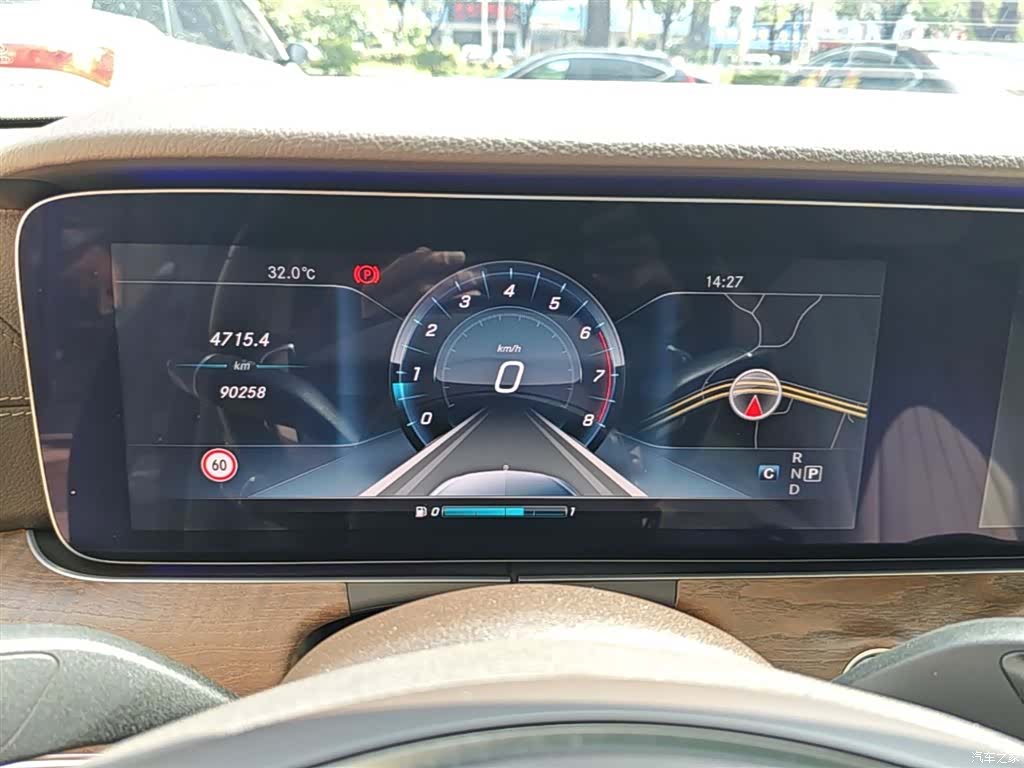 Mercedes-Benz E-Class, 2017 12