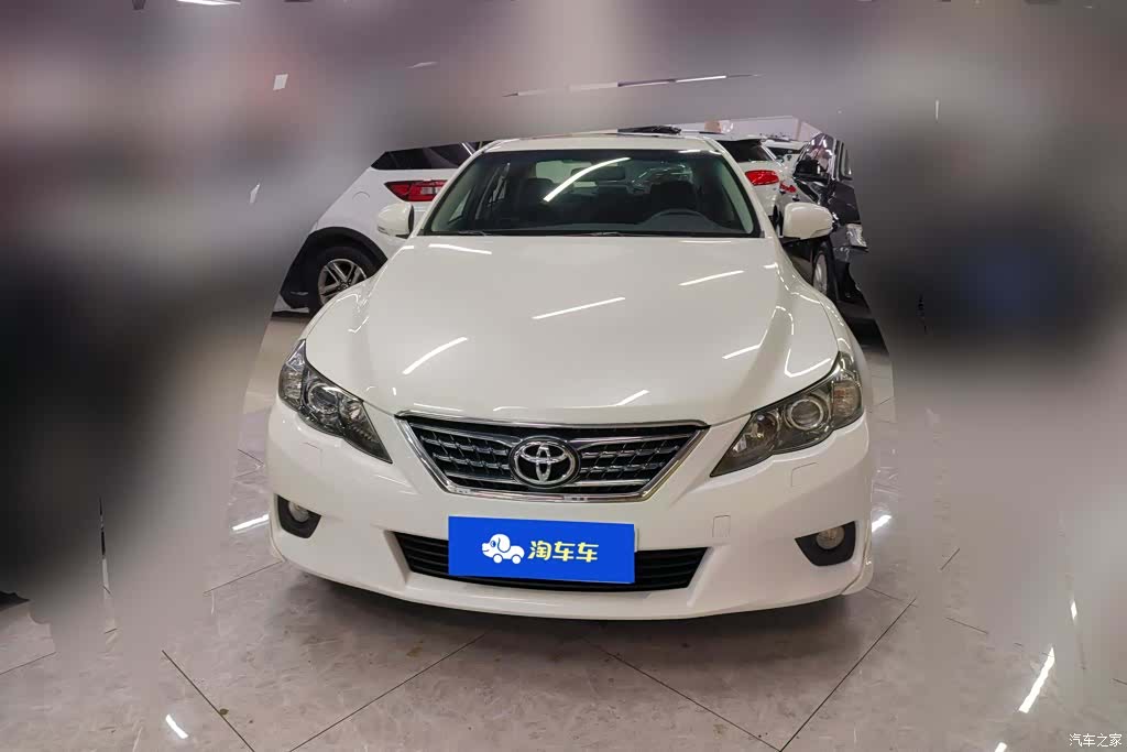 Toyota 2.5V, 2013 2
