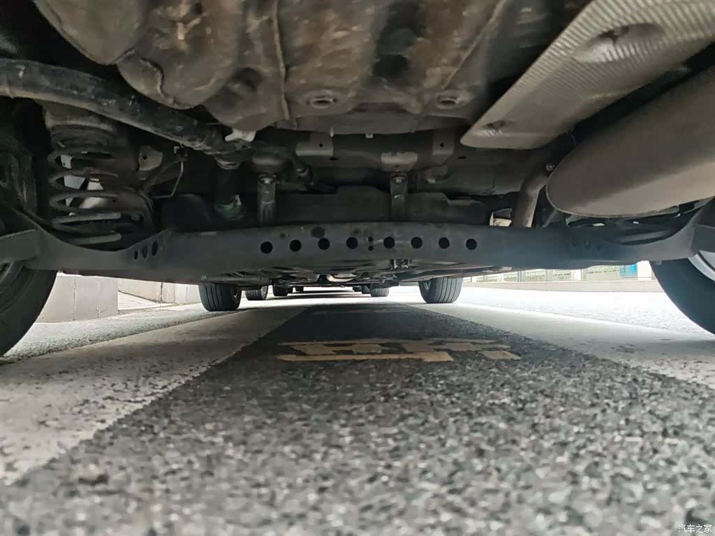 Roewe i5, 2022 25