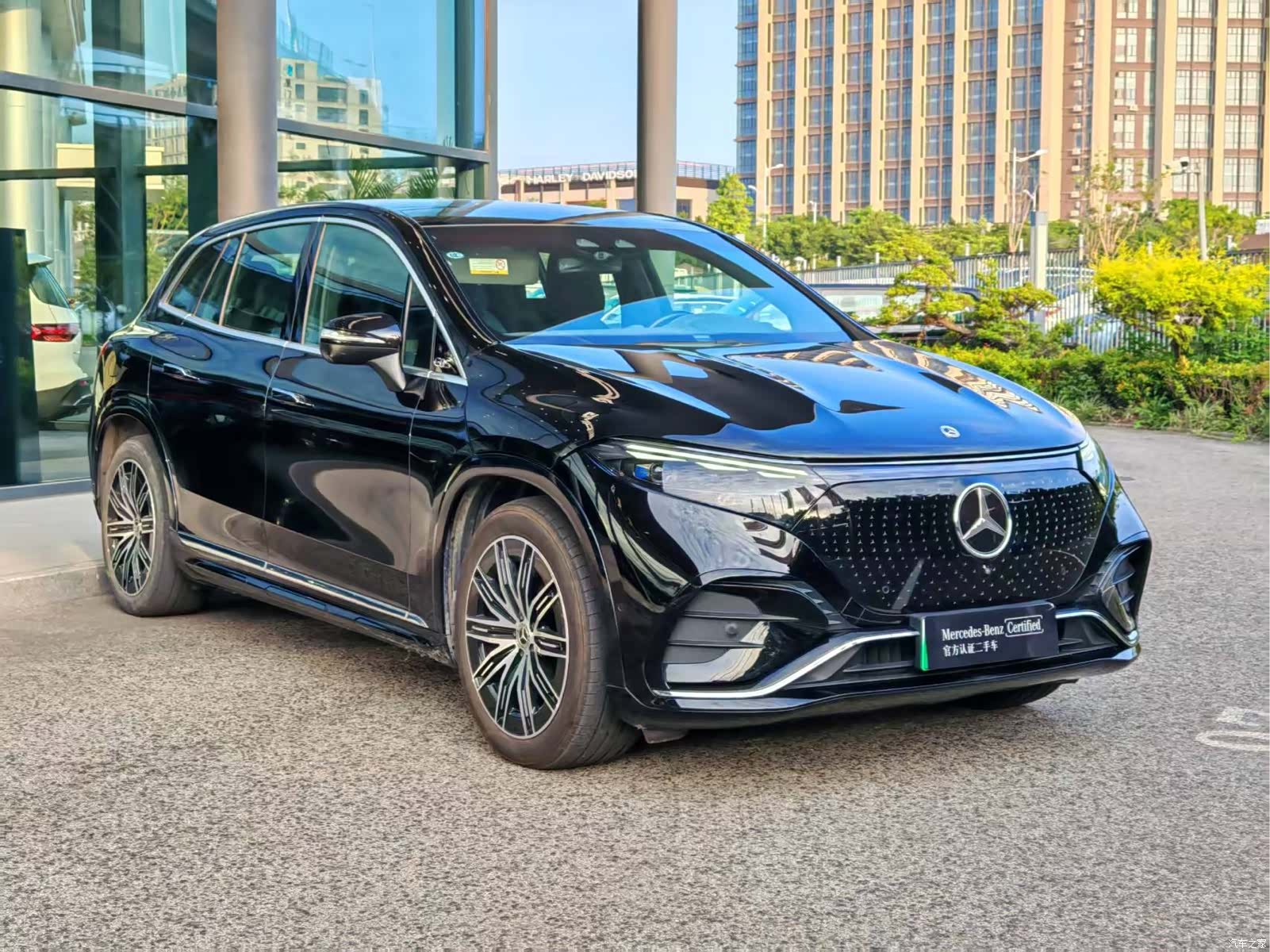 Mercedes-Benz EQS, 2023 3