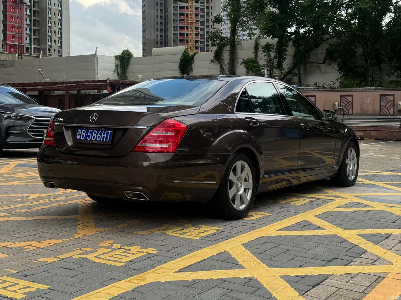 Mercedes-Benz S-Class, 2010 11