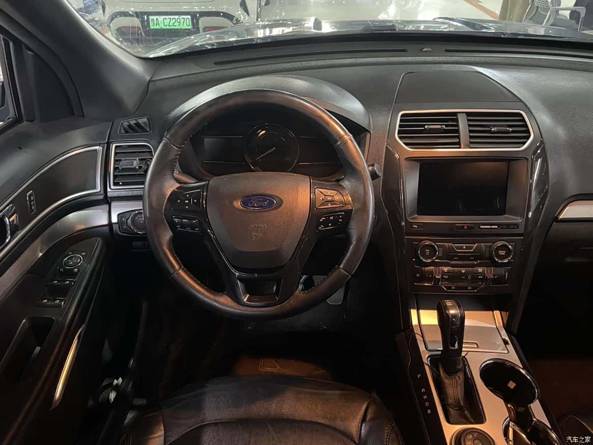 Ford Explorer, 2017 6