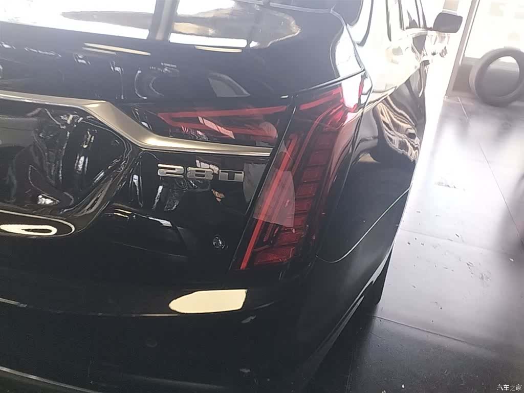 Cadillac CT6, 2023 8