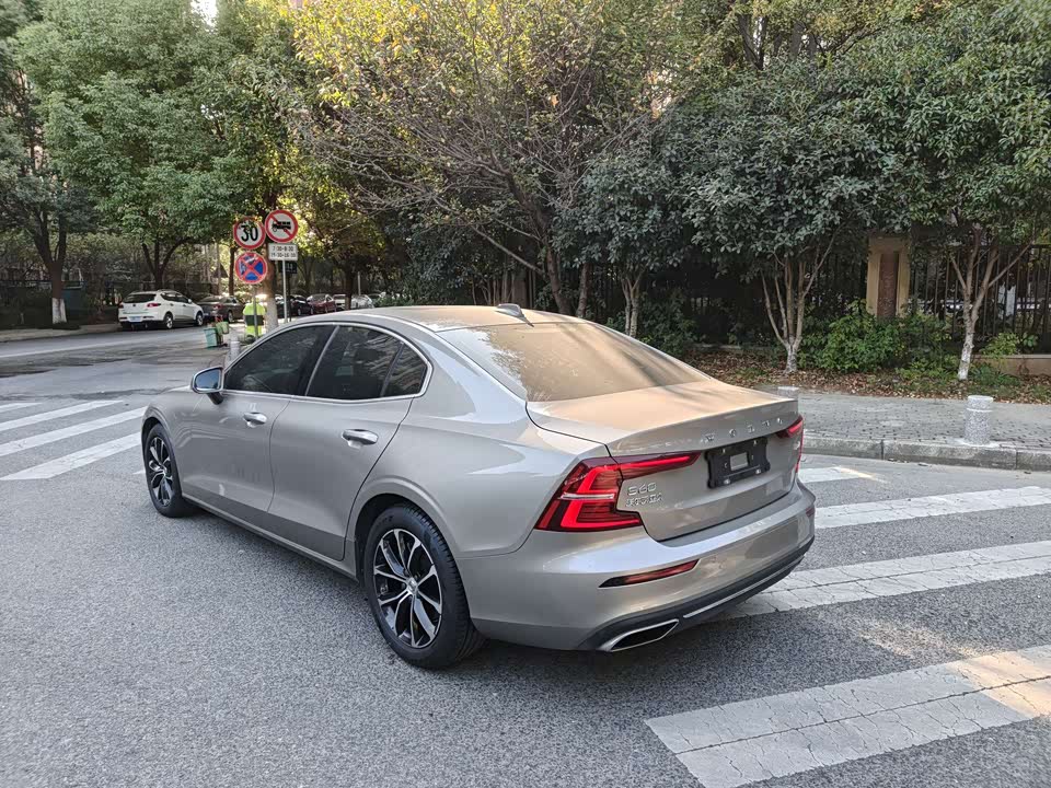 Volvo S60
