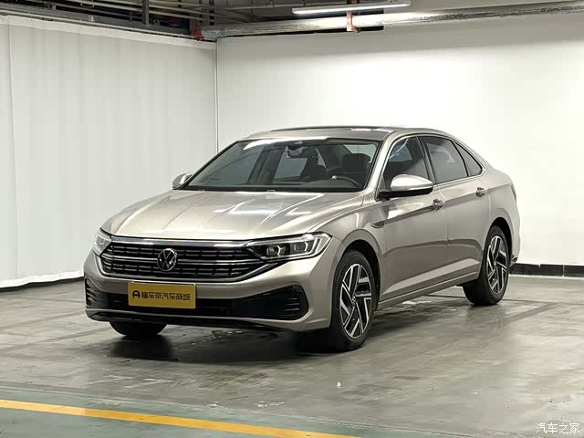 Volkswagen Sagitar, 2022 1