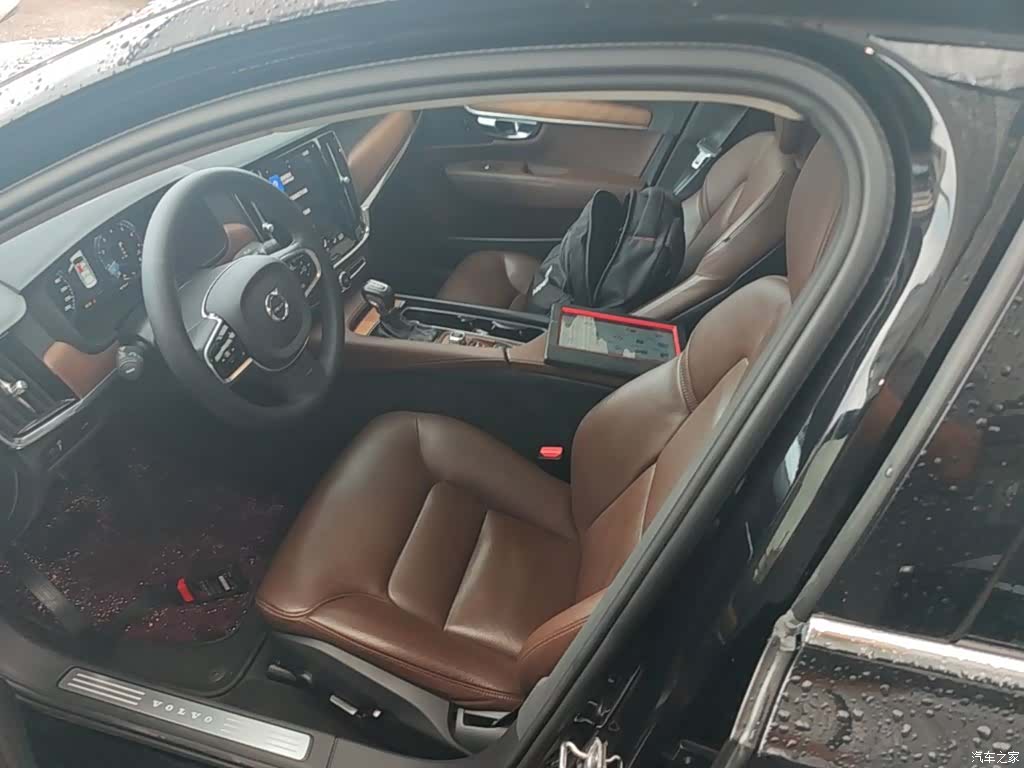 Volvo S90, 2019 15