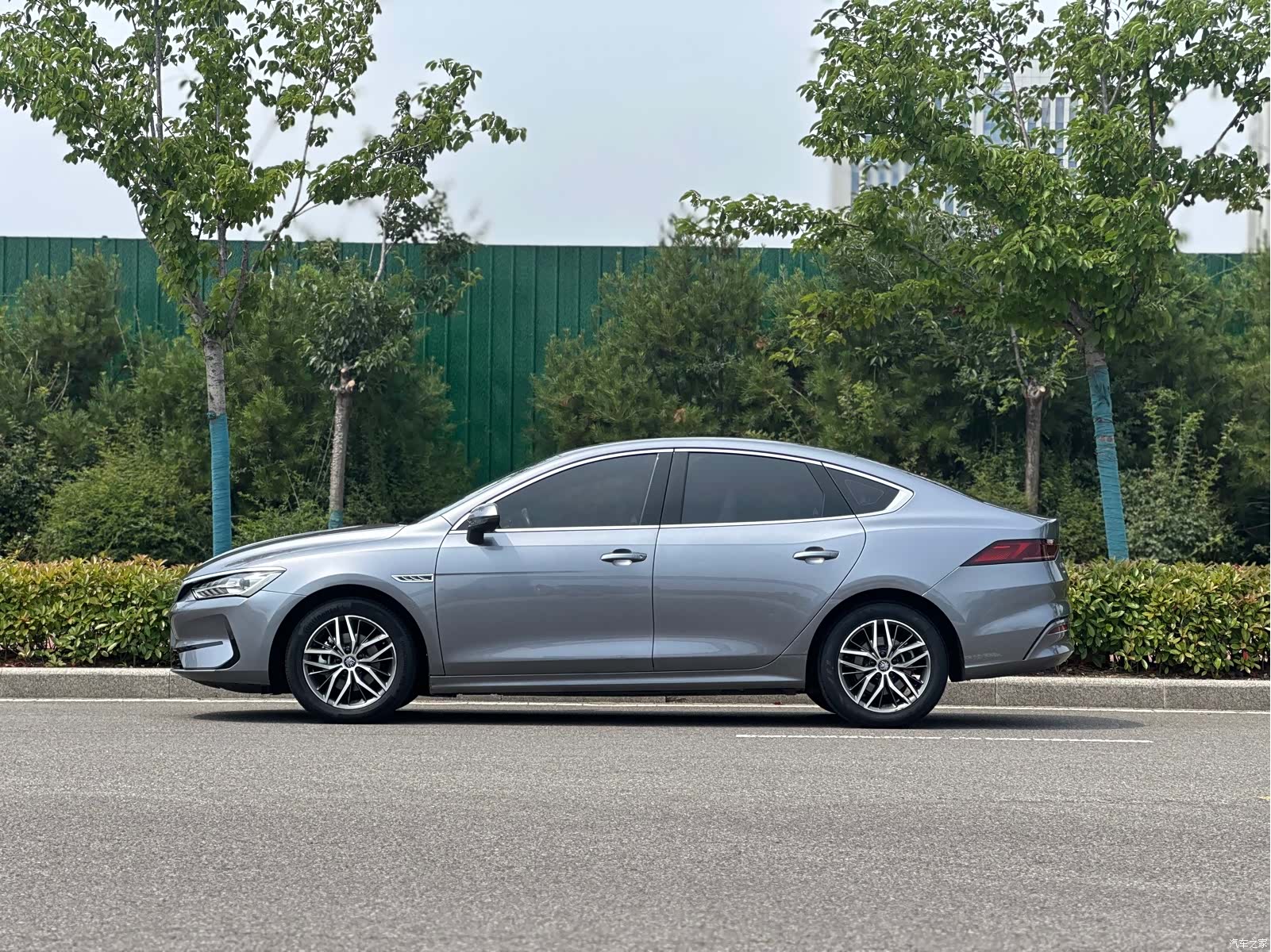 BYD Qin, 2022 3