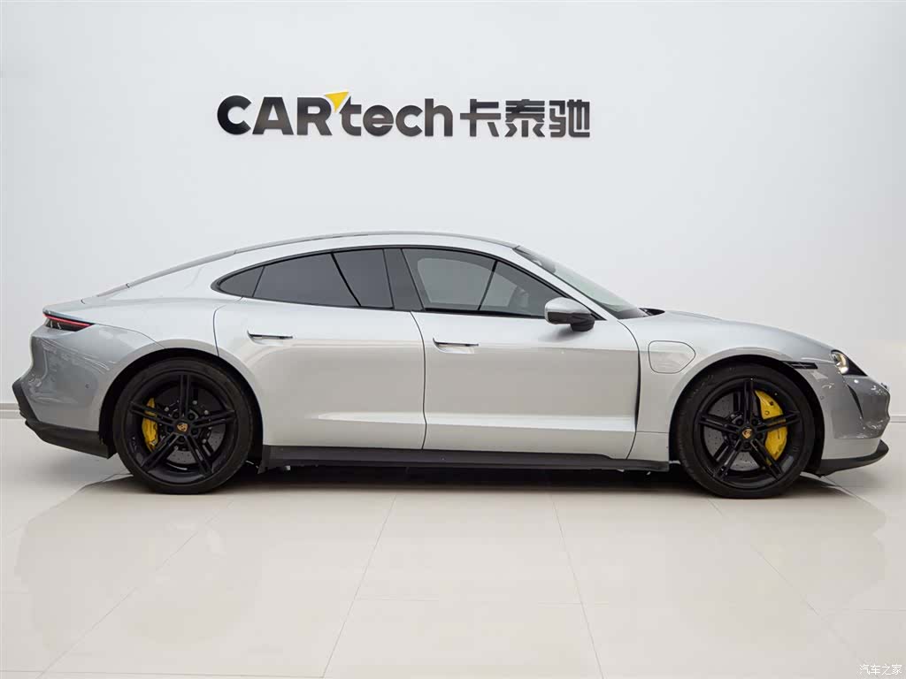 Porsche Taycan, 2021 все фото