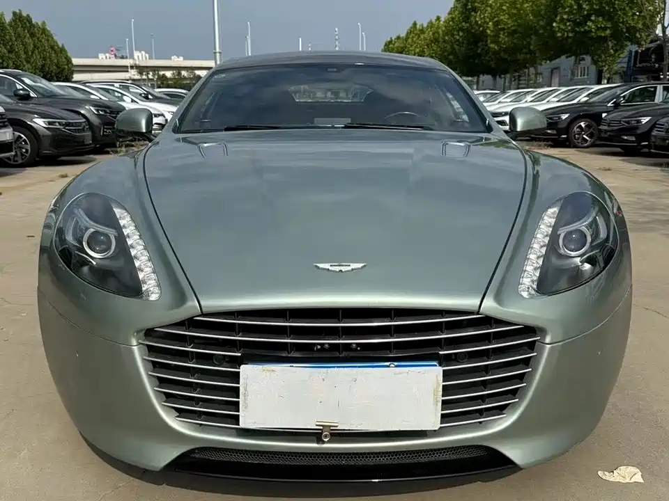 Aston Martin Rapide Aston Martin Rapide