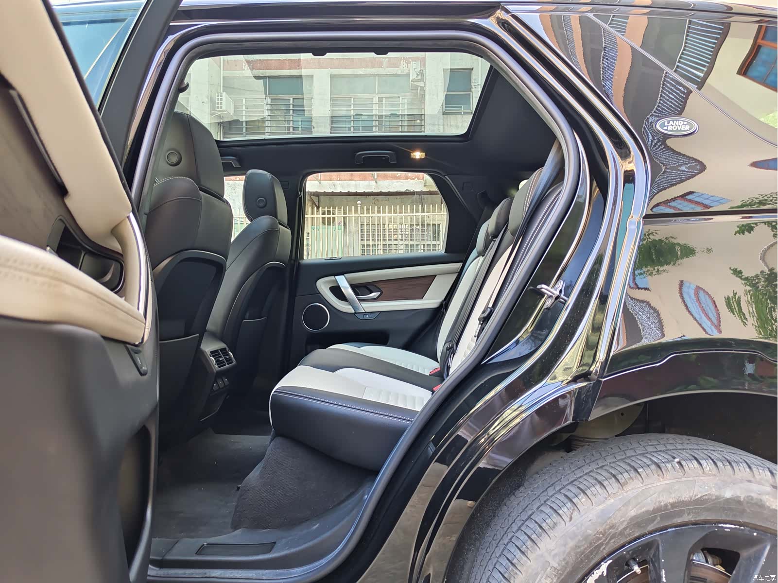 Land Rover Discovery, 2023 8