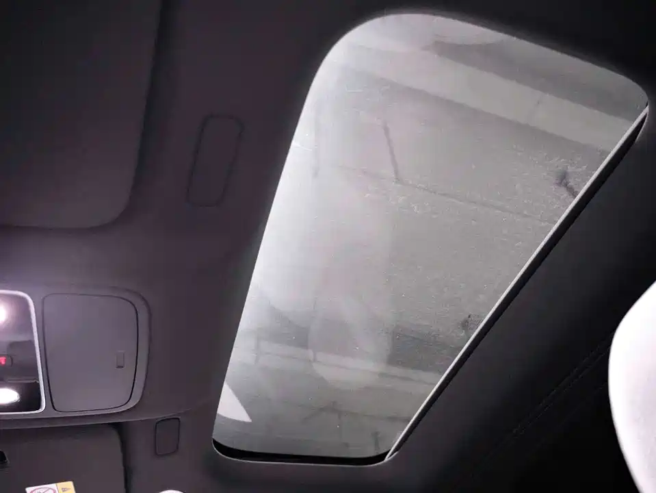 AITO Ask the world M9