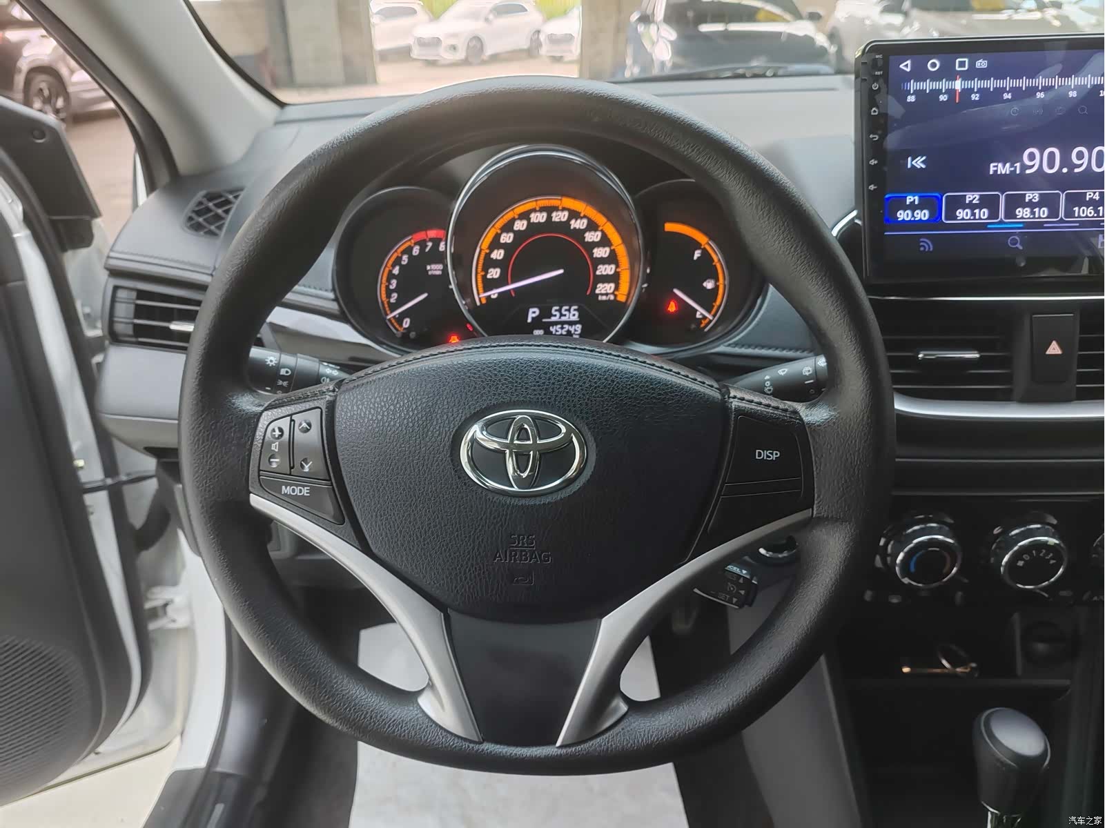 Toyota YARiS L, 2022 17