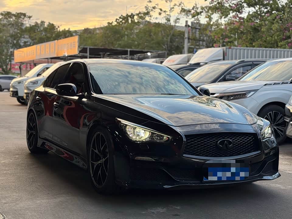 Infiniti Q50