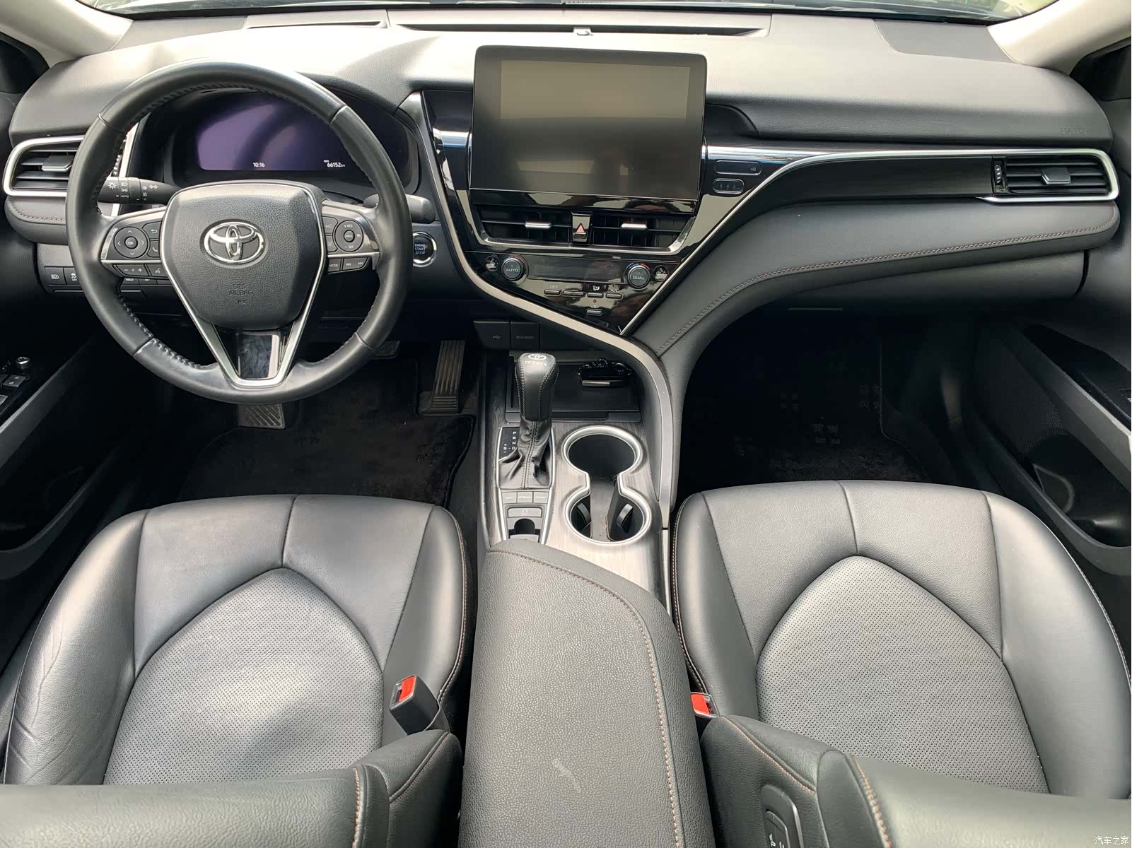 Toyota Camry, 2023 13