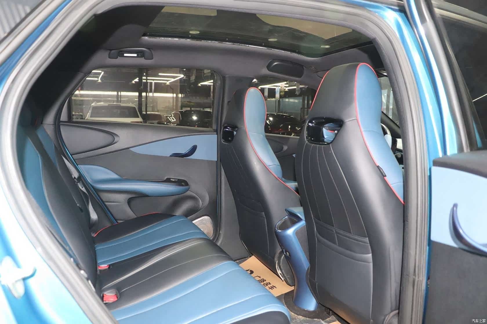BYD Dolphin, 2023 12