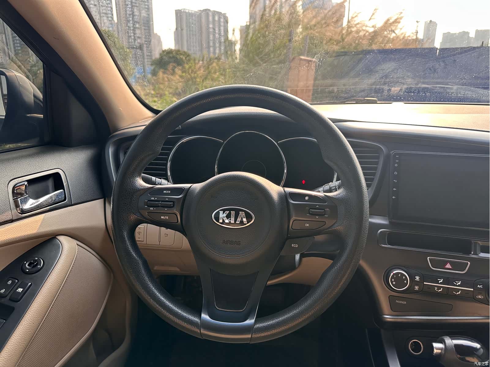 Kia K5, 2015 10