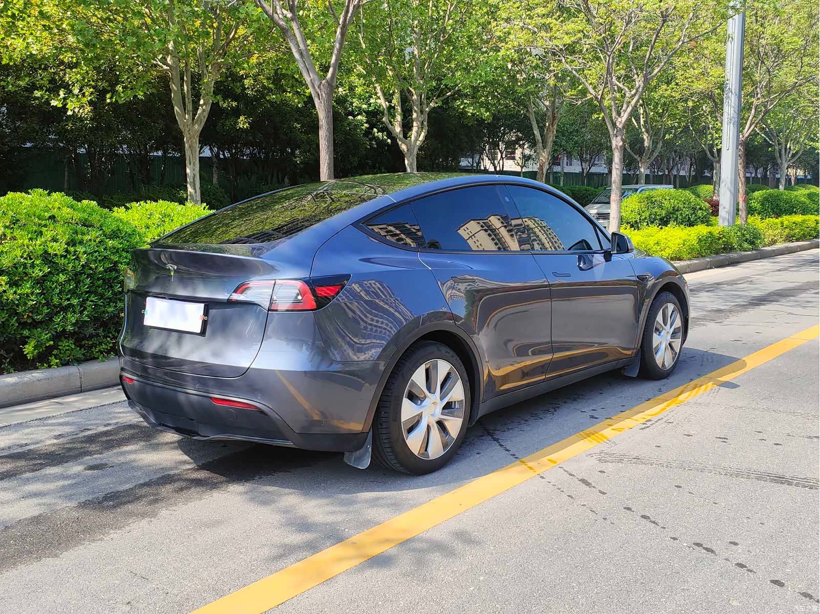 Tesla Model Y, 2022 8