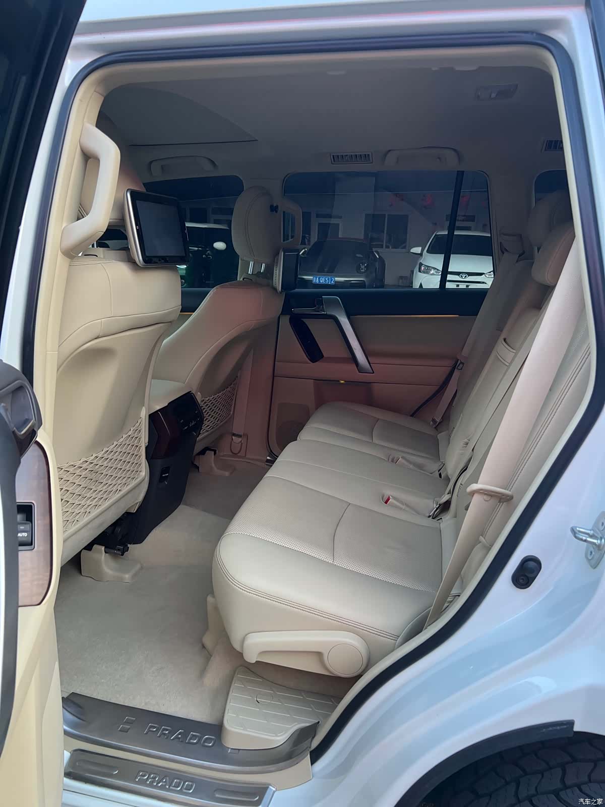 Toyota Prado, 2017 11
