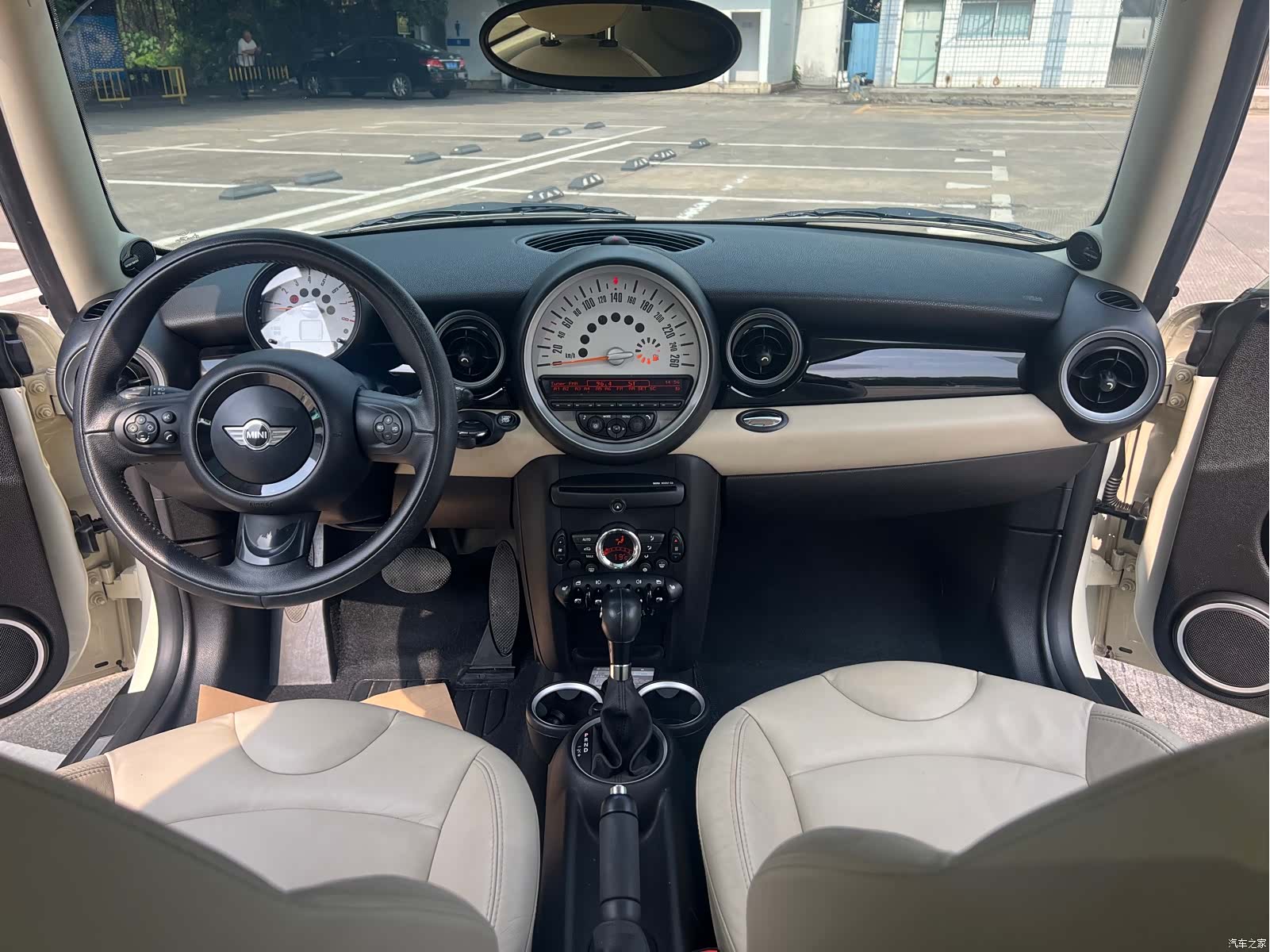 Mini Cooper, 2012 7