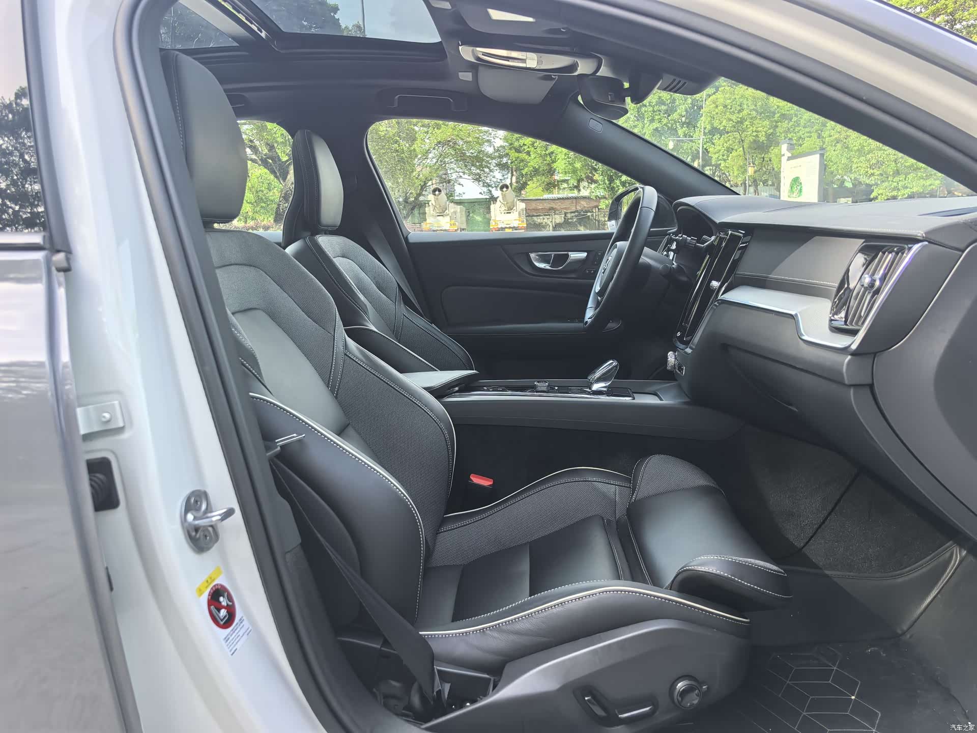 Volvo S60, 2024 10