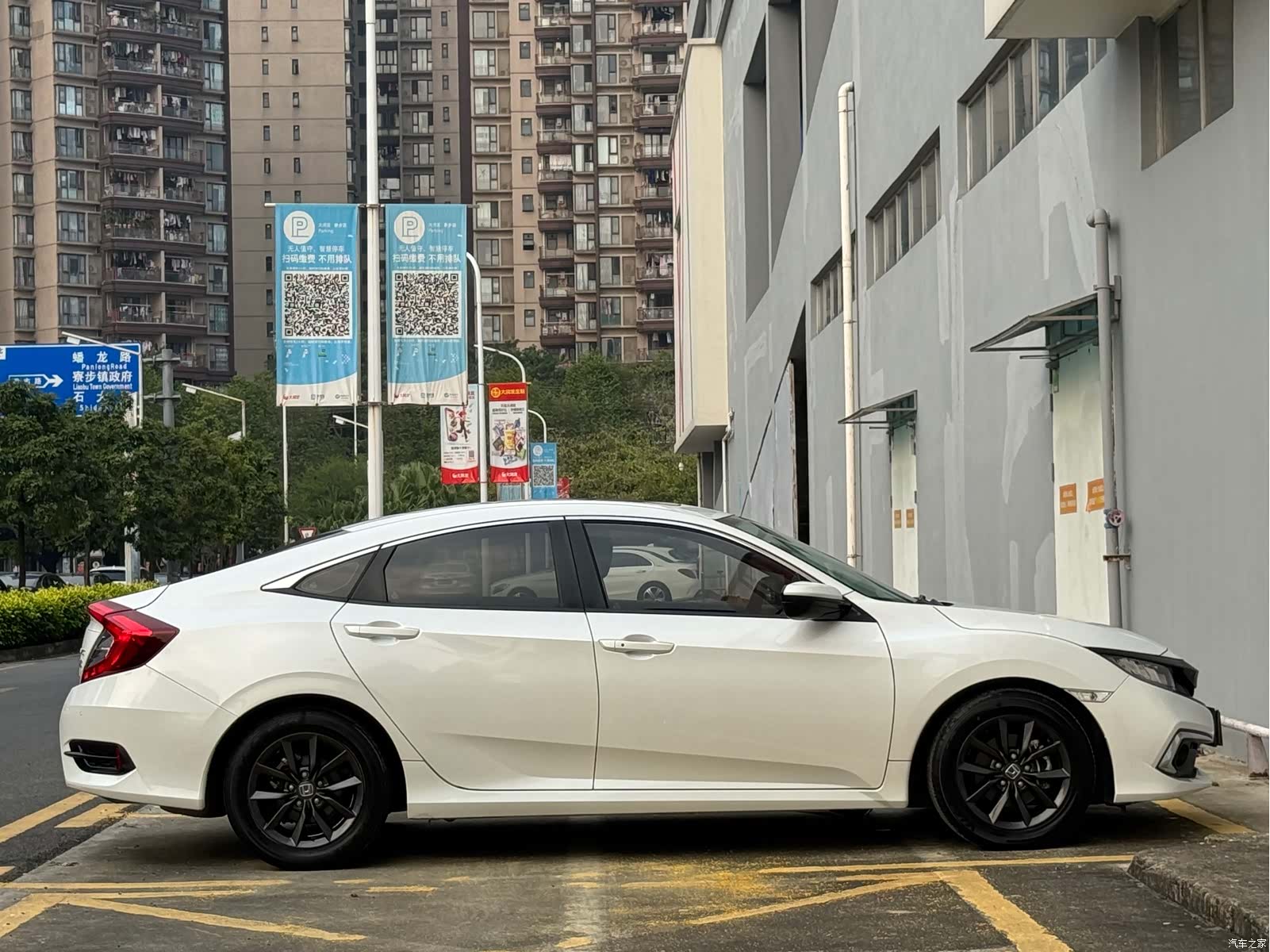 Honda Civic, 2020 все фото