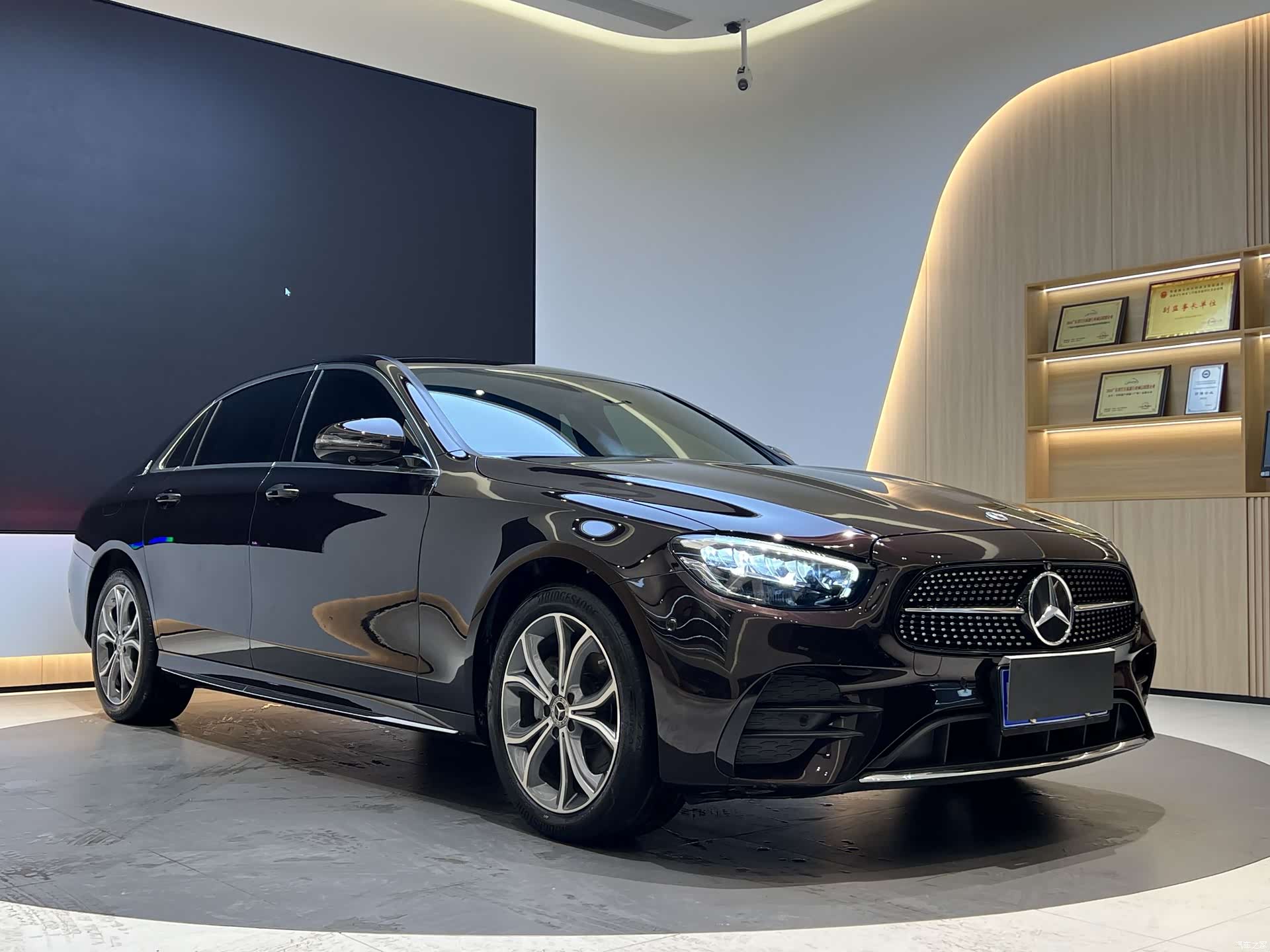 Mercedes-Benz E-Class, 2023 2