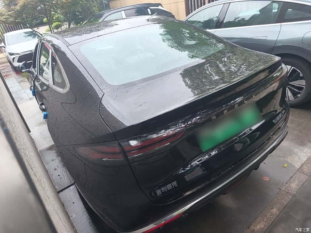 Geely 6, 2026 все фото