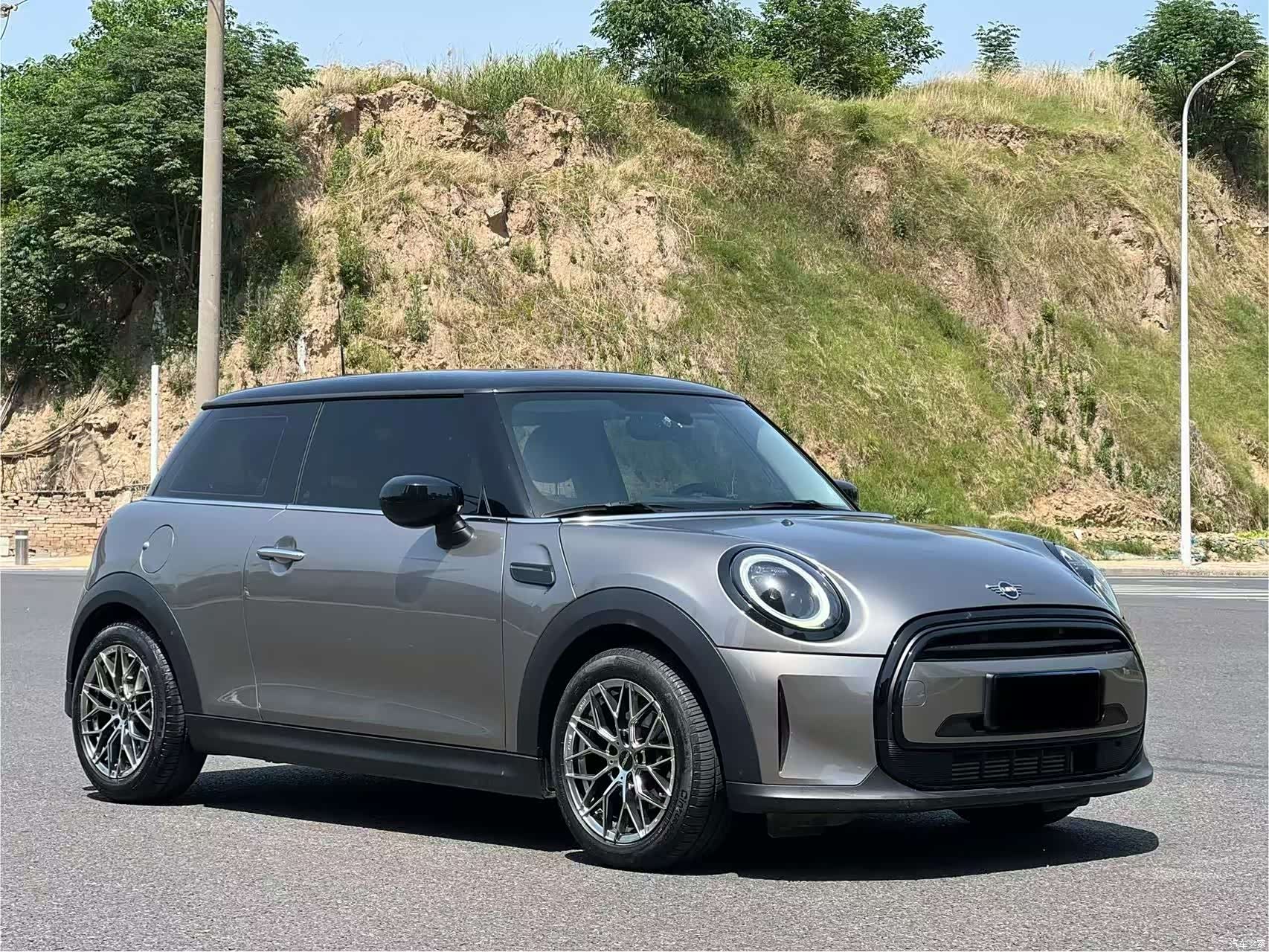 Mini ONE, 2023 14
