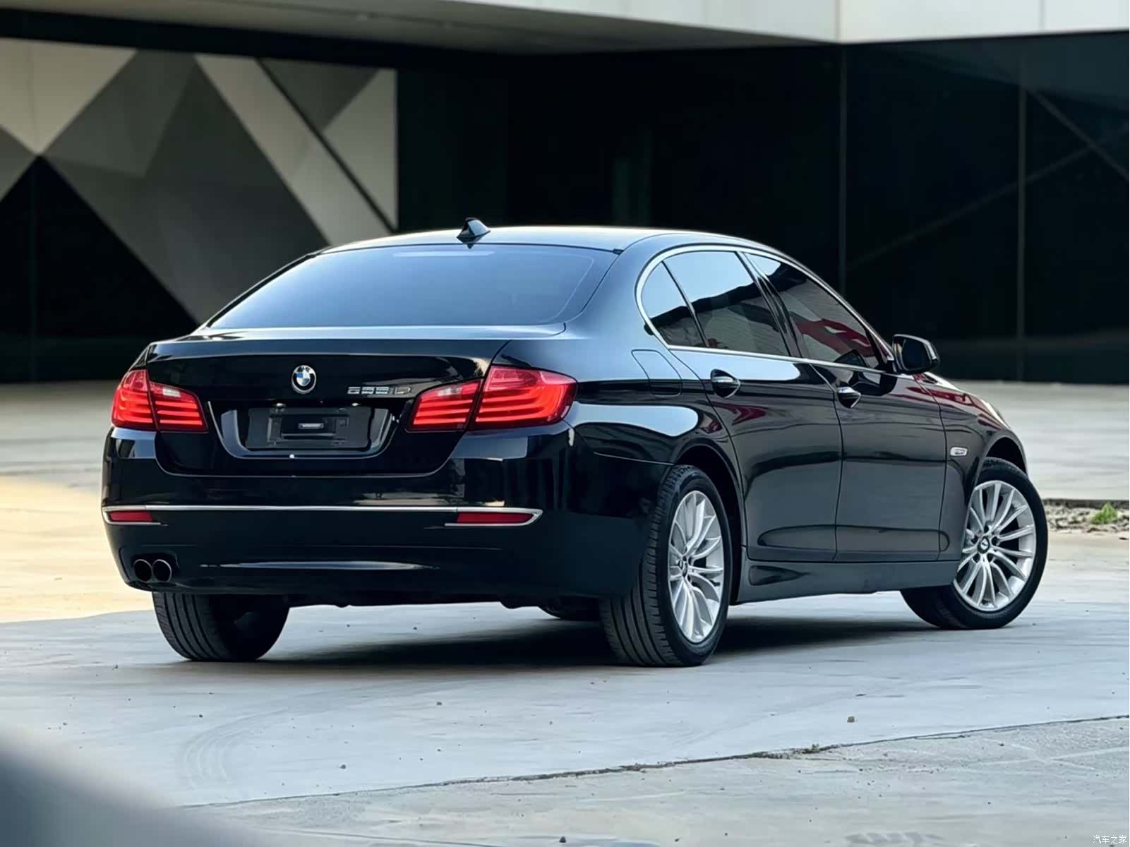 BMW 5 Series, 2016 4
