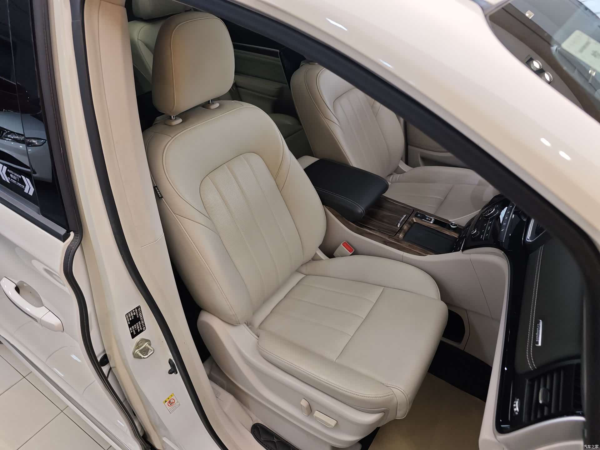 Trumpchi M8, 2018 36
