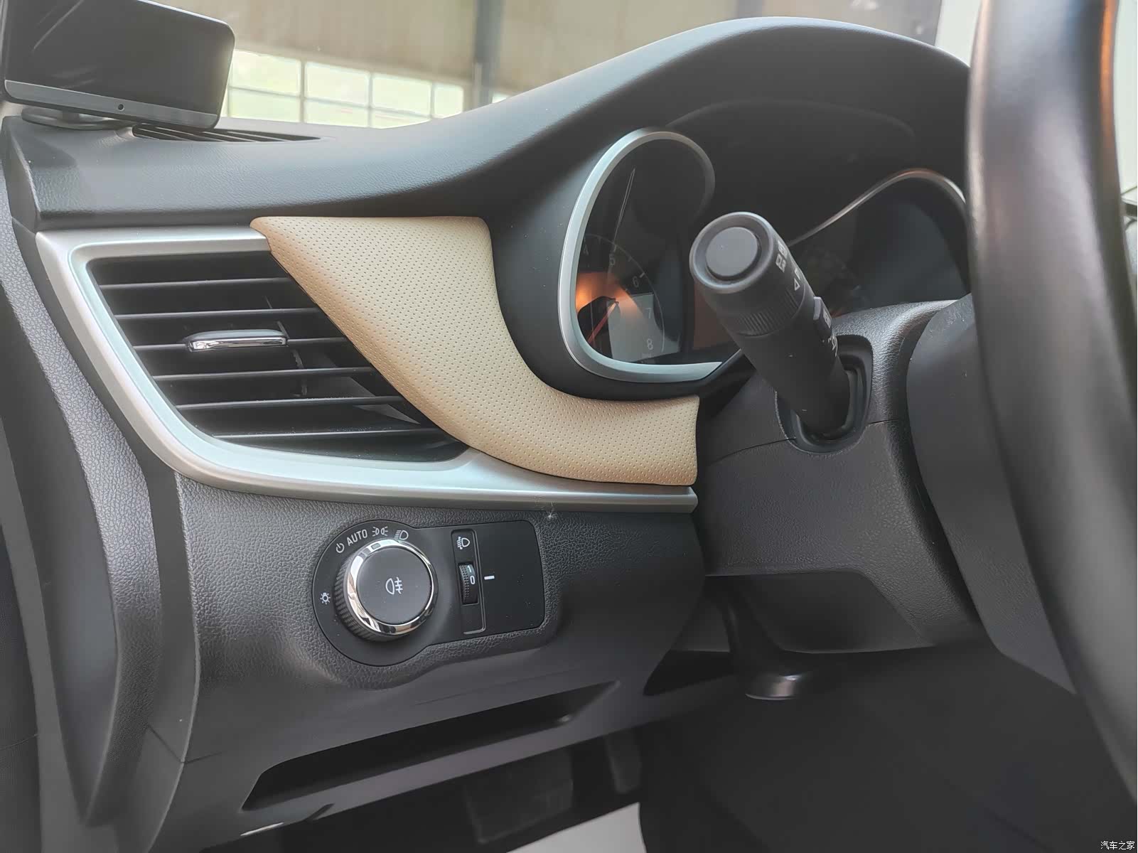 Chevrolet 320, 2022 14