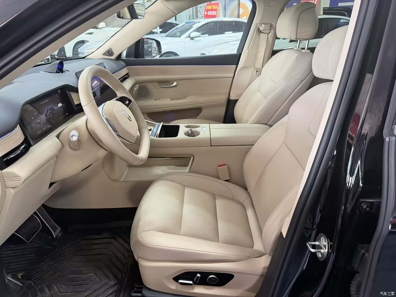 AITO M5, 2025 все фото