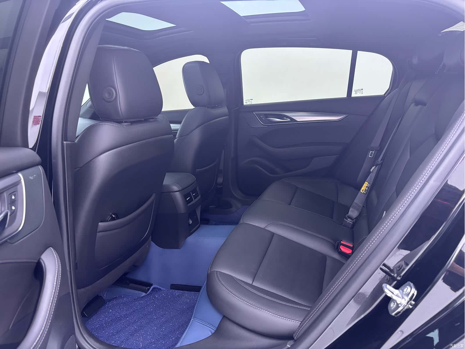 Cadillac CT5, 2024 13