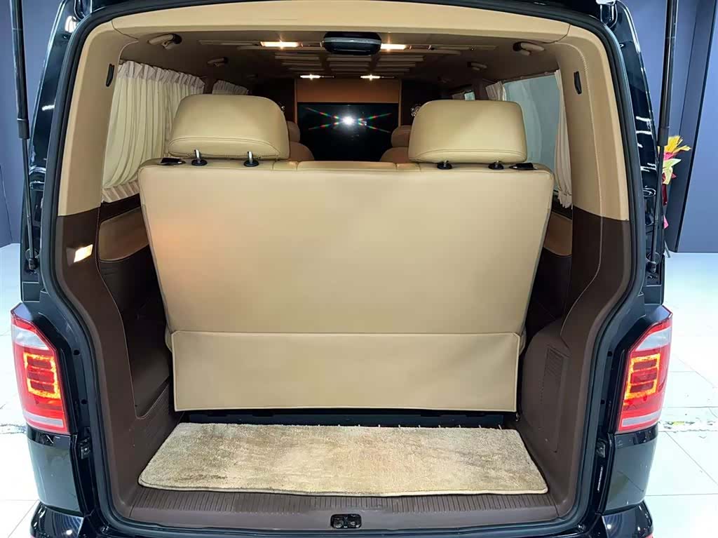 Volkswagen 7, 2018 14