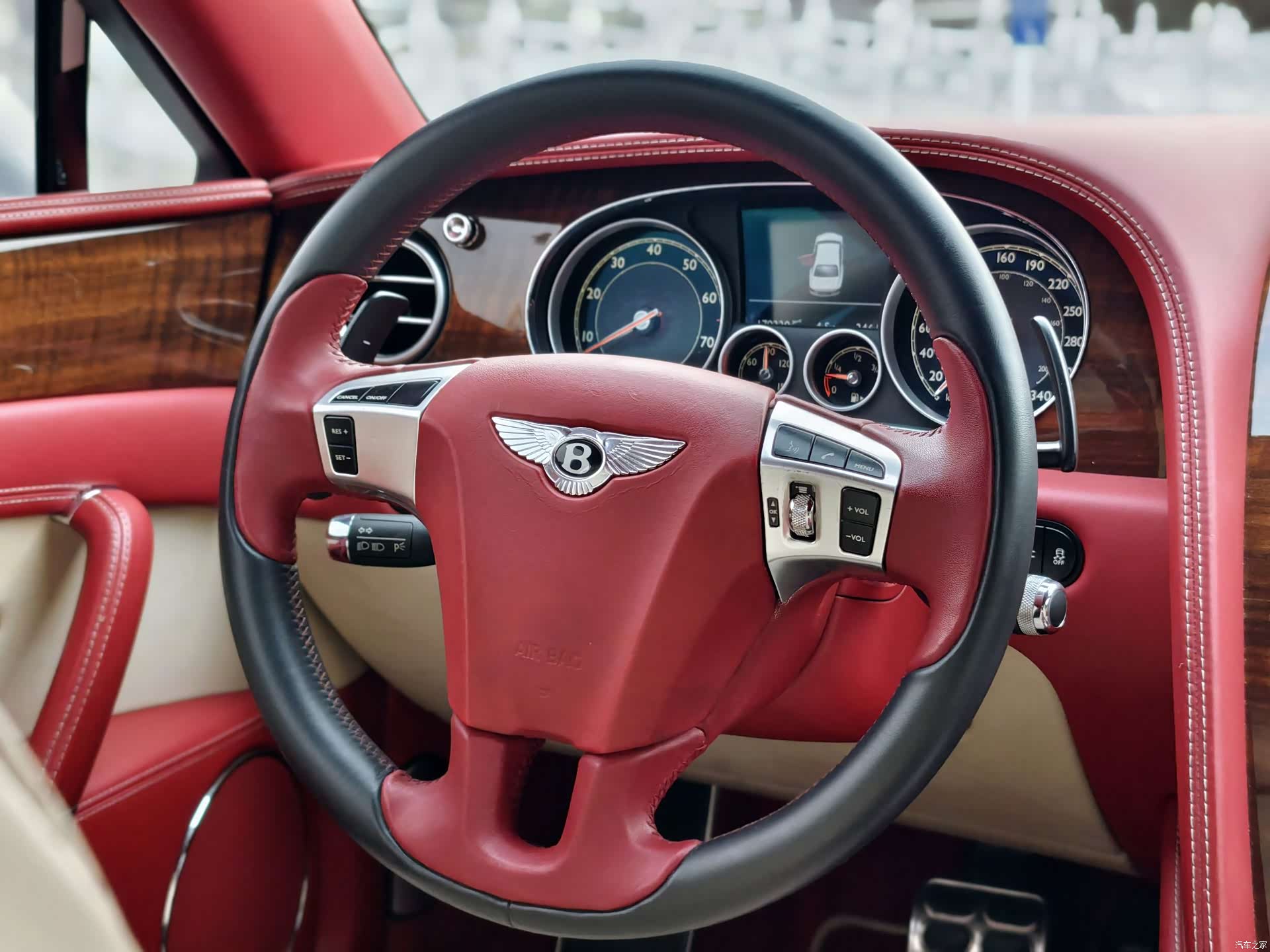 Bentley Flying Spur, 2016 22