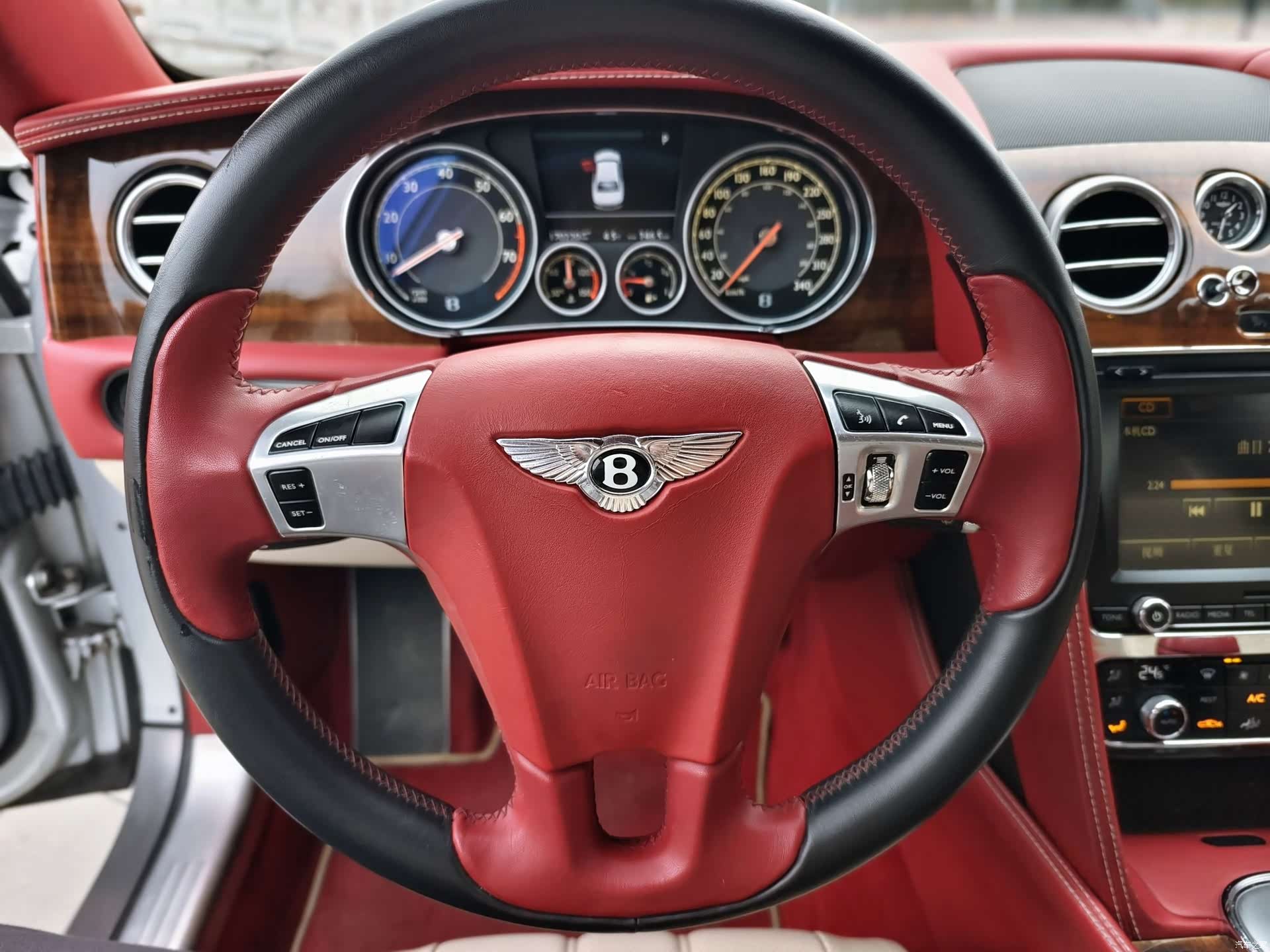 Bentley Flying Spur, 2016 29