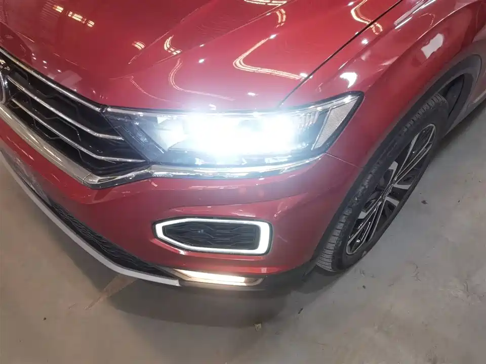 Volkswagen T-ROC exploring Songs Volkswagen T-ROC exploring Songs