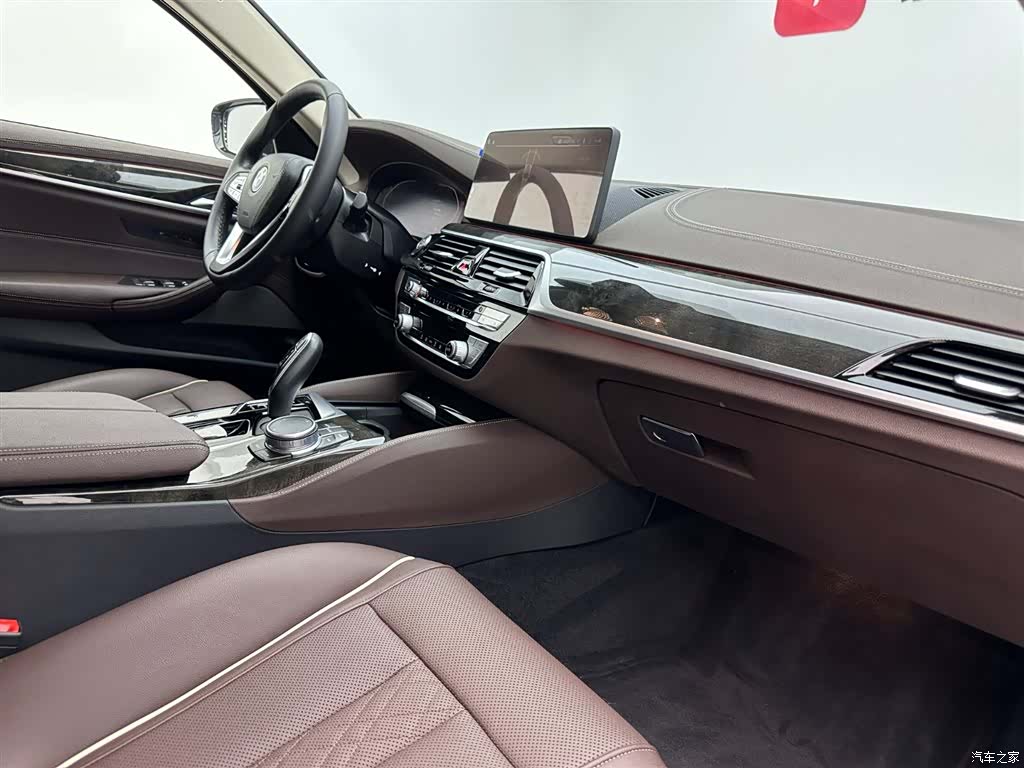 BMW 5 Series, 2022 17
