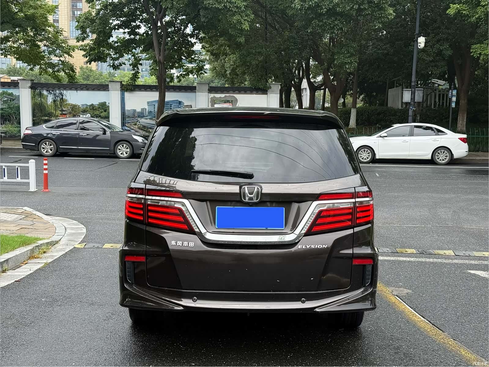 Honda Elysion, 2016 19