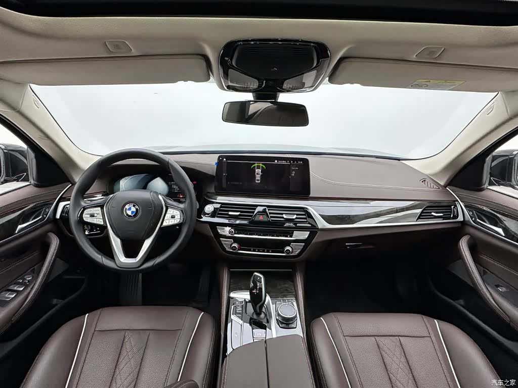 BMW 5 Series, 2022 18