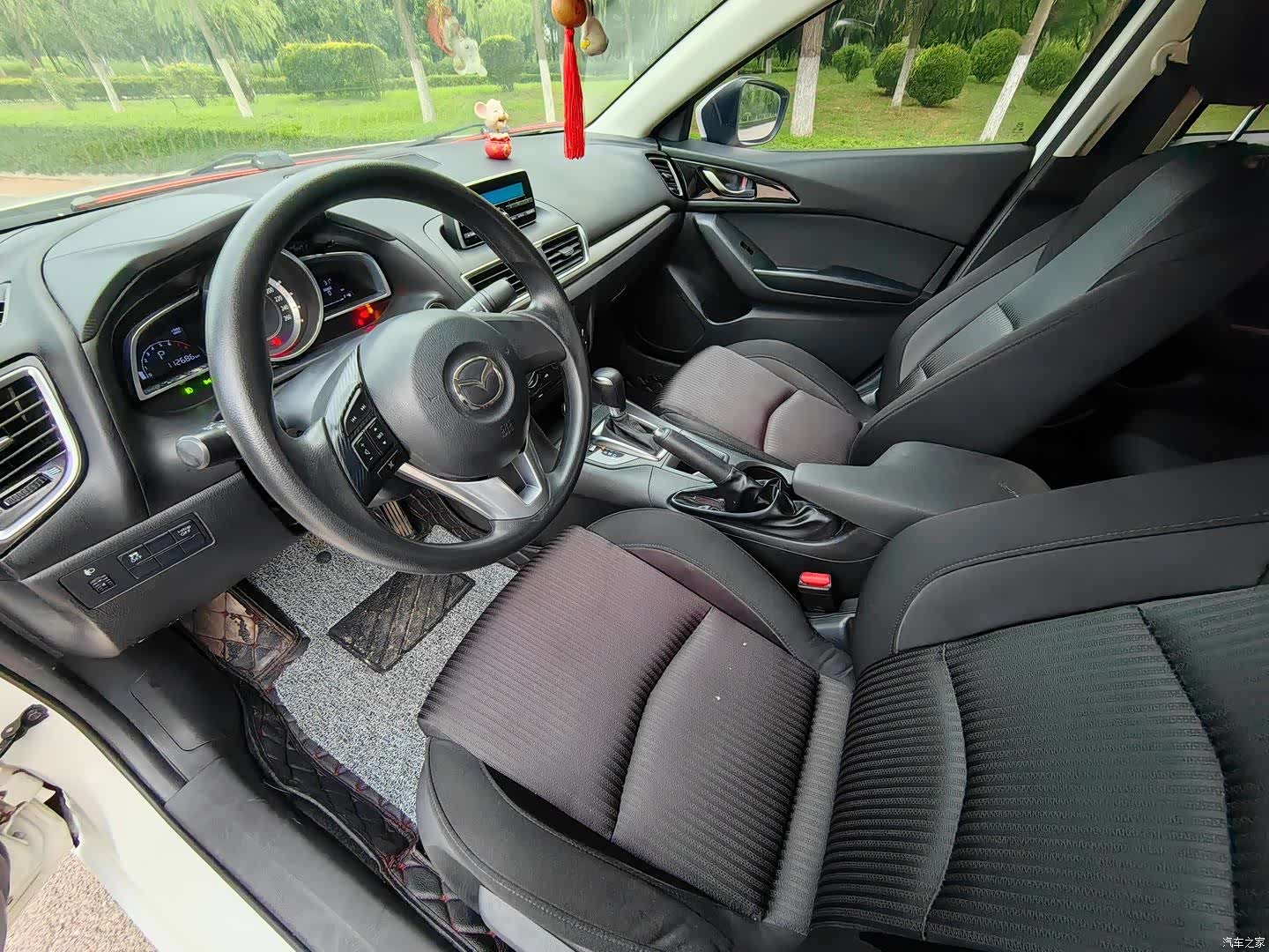 Mazda Mazda3, 2016 8
