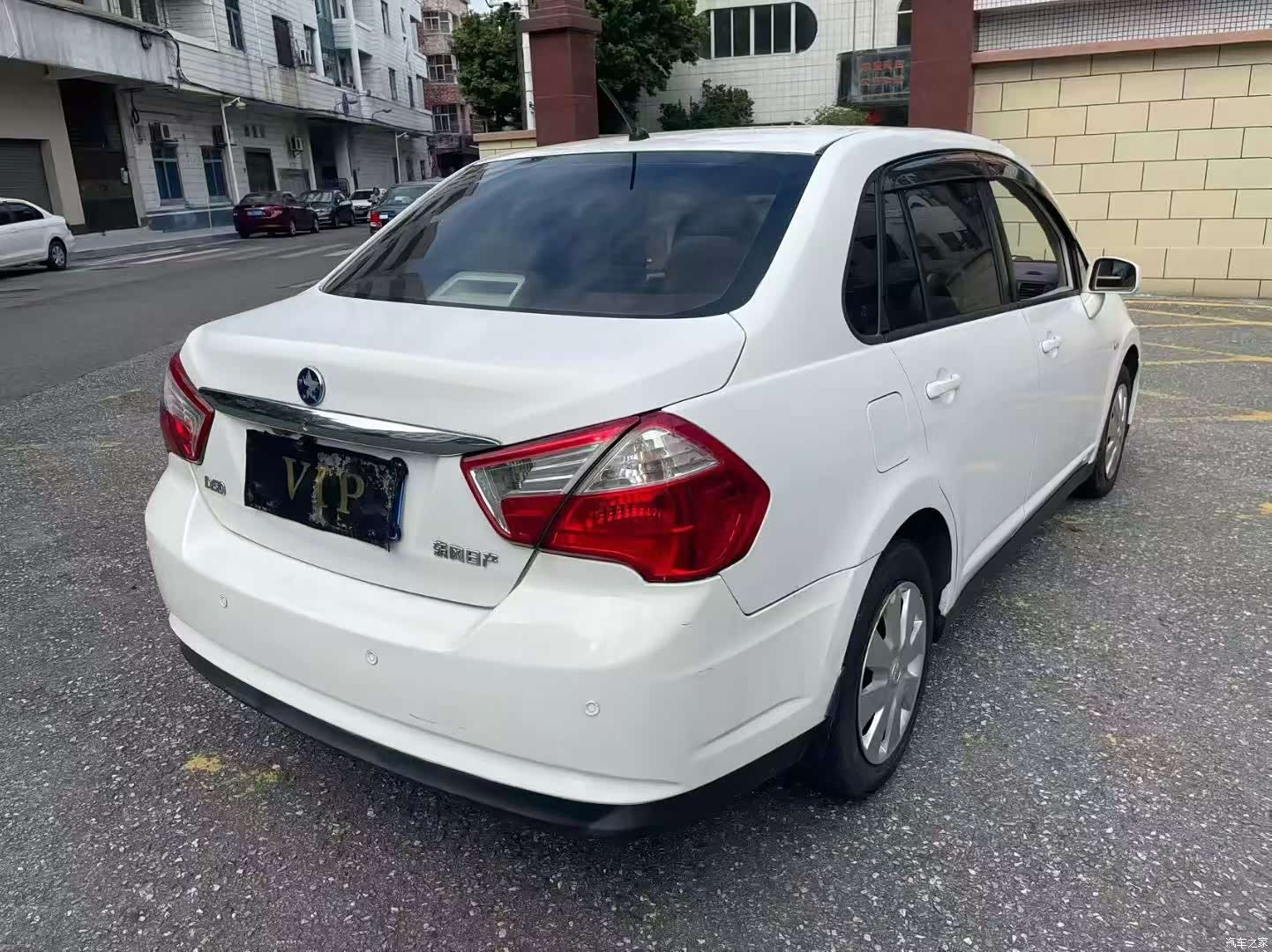 Nissan D50, 2012 все фото
