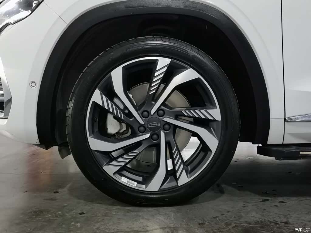 Geely Xingyue L, 2021 17