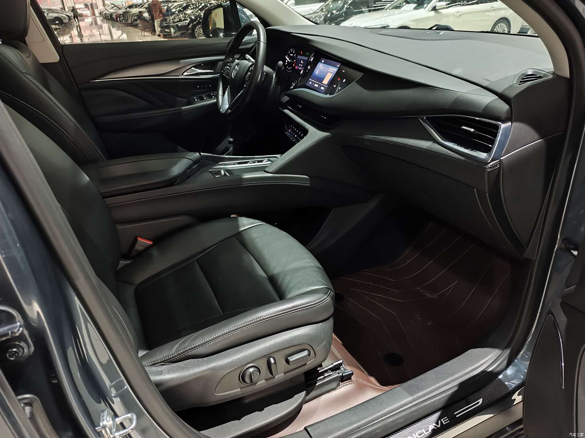 Buick Enclave, 2020 9