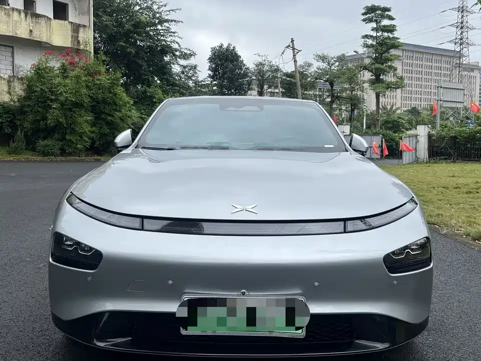 XPENG P7