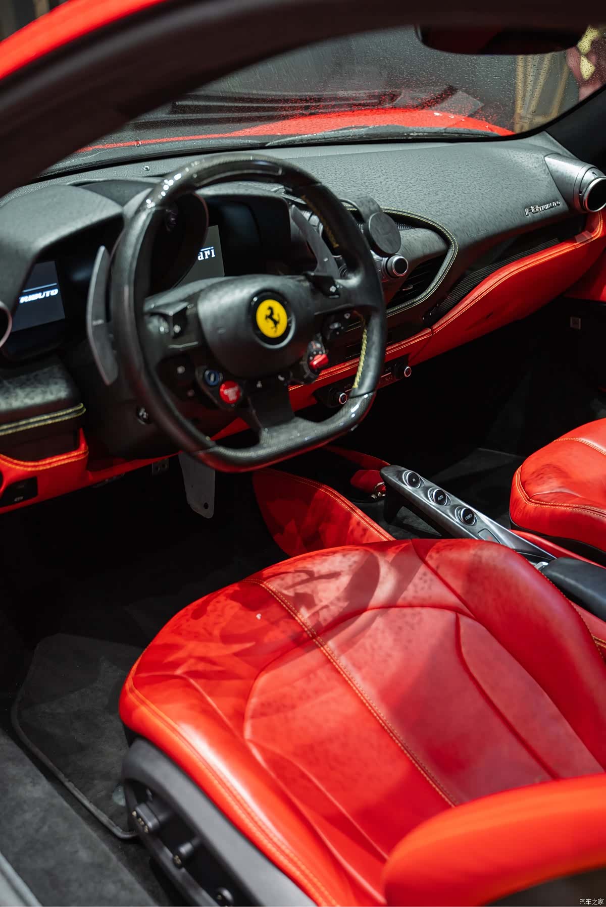 Ferrari F8, 2020 13