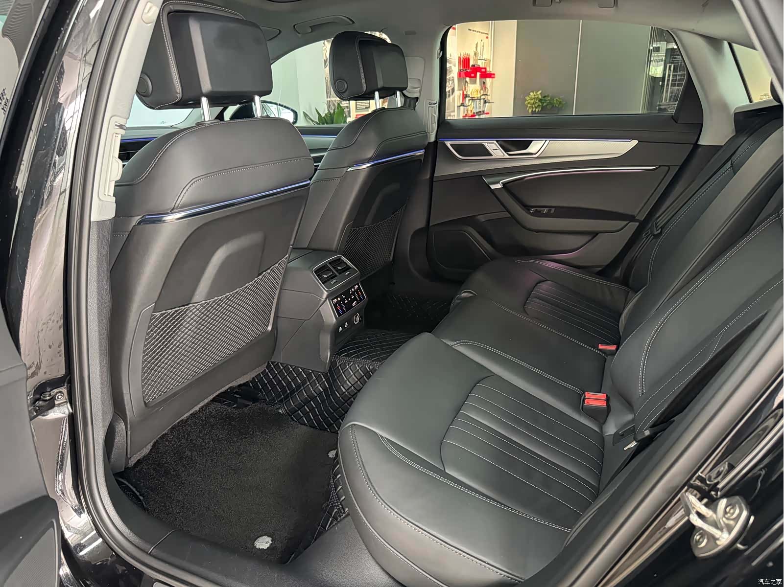 Audi A6L, 2023 13