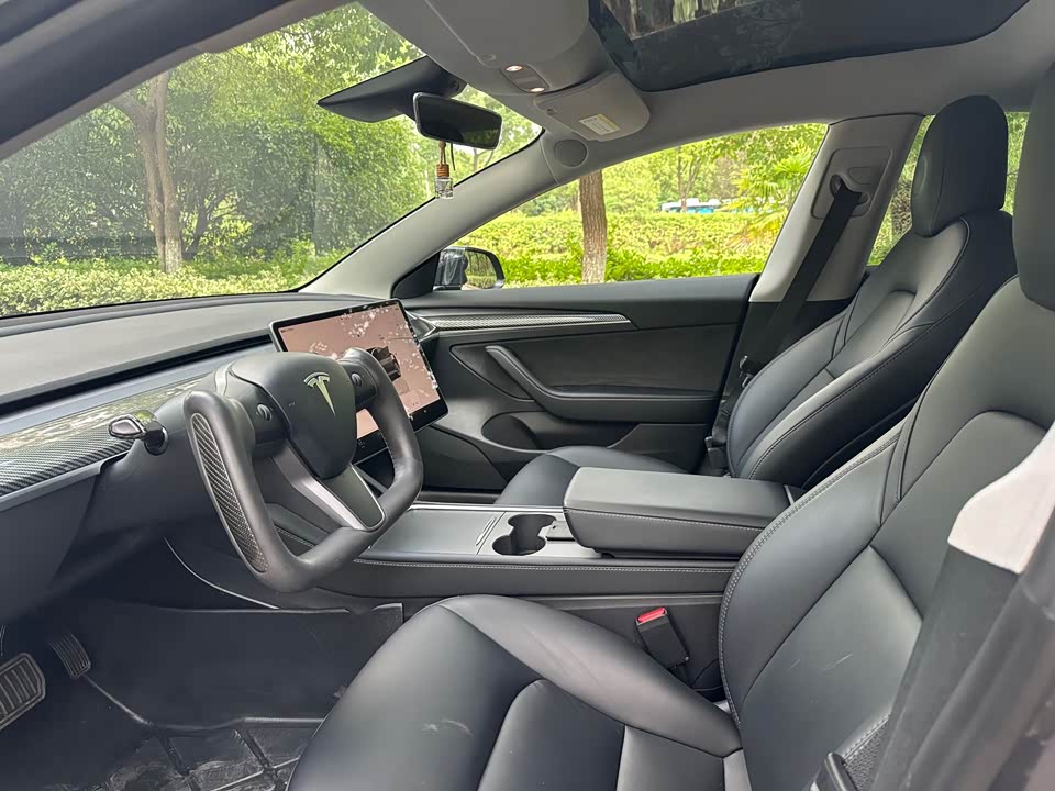 Tesla Model 3 Tesla Model 3